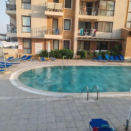 Apartamento E003 в бийч - усещането да живееш на плажа !!!