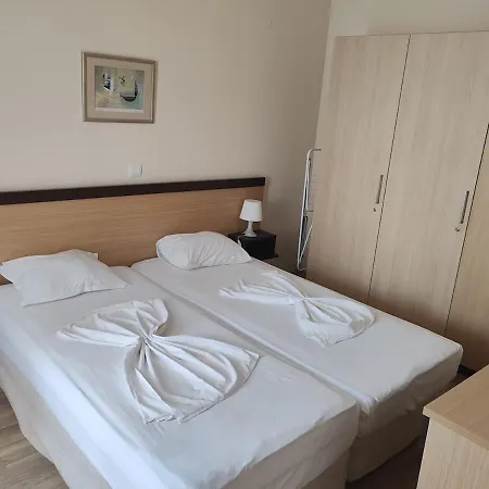 E003 в бийч - усещането да живееш на плажа !!!